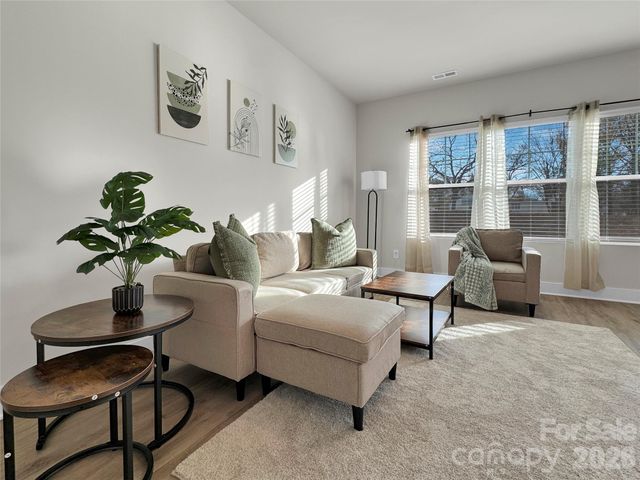 105 Silverwood Court, Mooresville, NC 28115