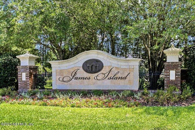 11185 TURNBRIDGE Drive, Jacksonville, FL 32256