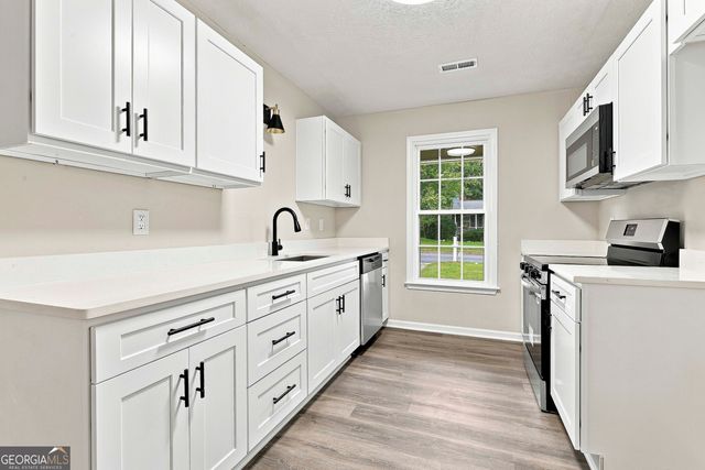 295 Cornwallis Way, Fayetteville, GA 30214