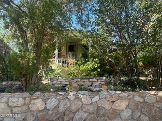 1207 N Kansas Street, El Paso, TX 79902
