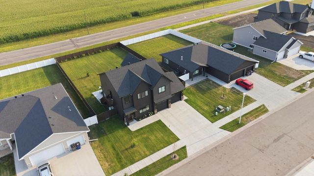 4335 23rd Avenue S, Moorhead, MN 56560