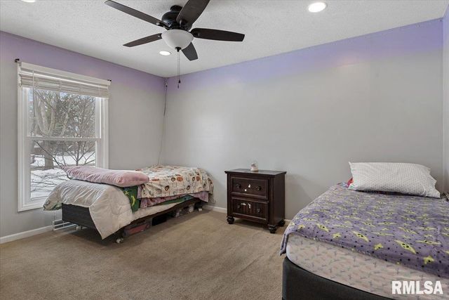 3304 Ellendale Drive, Springfield, IL 62704