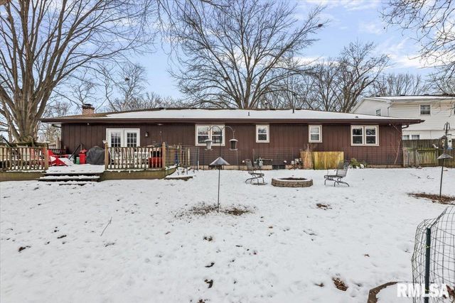 3304 Ellendale Drive, Springfield, IL 62704