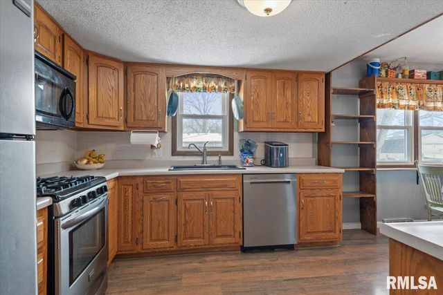 3304 Ellendale Drive, Springfield, IL 62704