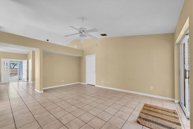 4704 LIGHTERWOOD WAY, Valrico, FL 33596