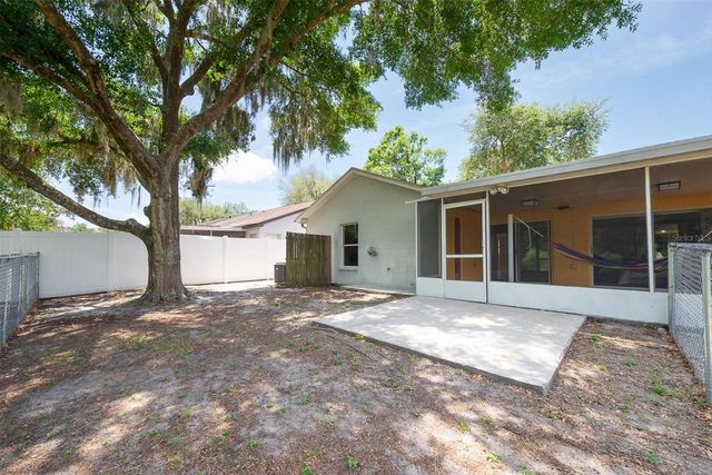 4704 LIGHTERWOOD WAY, Valrico, FL 33596