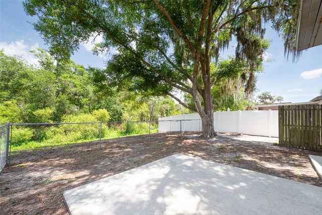 4704 LIGHTERWOOD WAY, Valrico, FL 33596