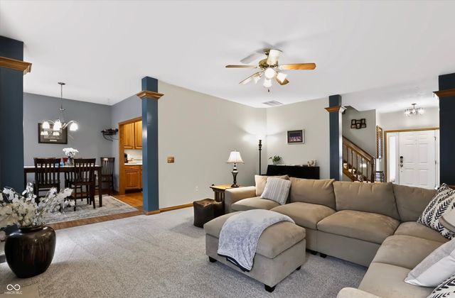 40 Decourcy Lane, Franklin, IN 46131