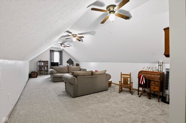 40 Decourcy Lane, Franklin, IN 46131