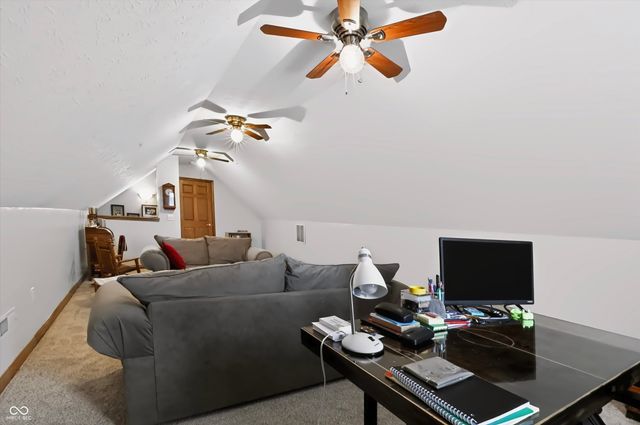 40 Decourcy Lane, Franklin, IN 46131