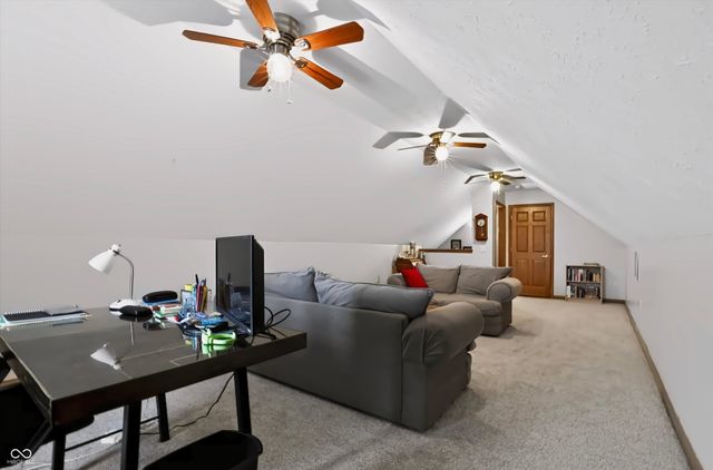 40 Decourcy Lane, Franklin, IN 46131