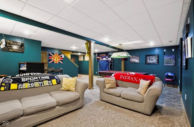 40 Decourcy Lane, Franklin, IN 46131