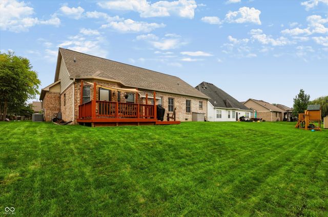 40 Decourcy Lane, Franklin, IN 46131