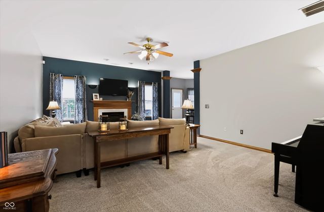40 Decourcy Lane, Franklin, IN 46131