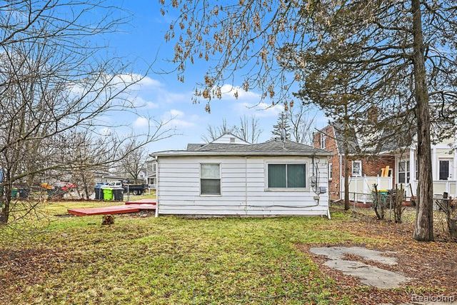 22570 Tulane Avenue, Farmington, MI 48336