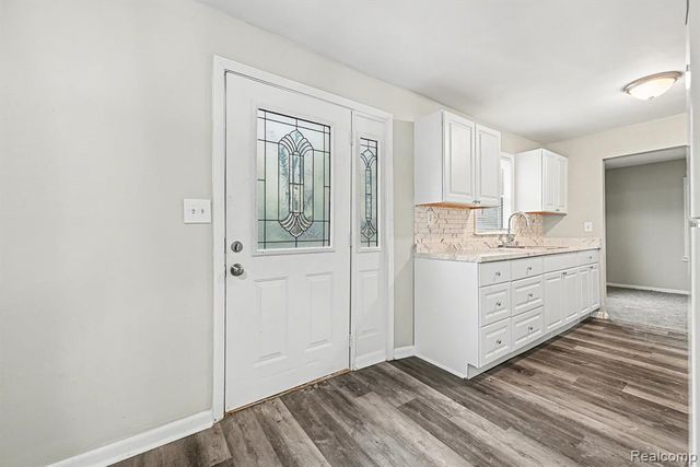 22570 Tulane Avenue, Farmington, MI 48336