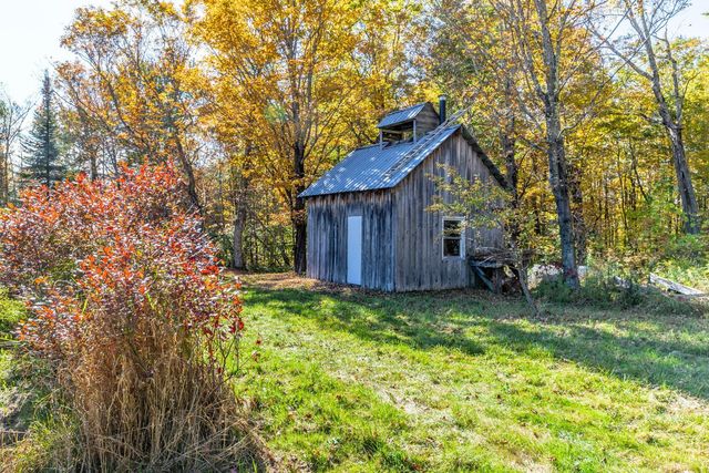 1421 Shaw Mansion Road, Waterbury, VT 05676