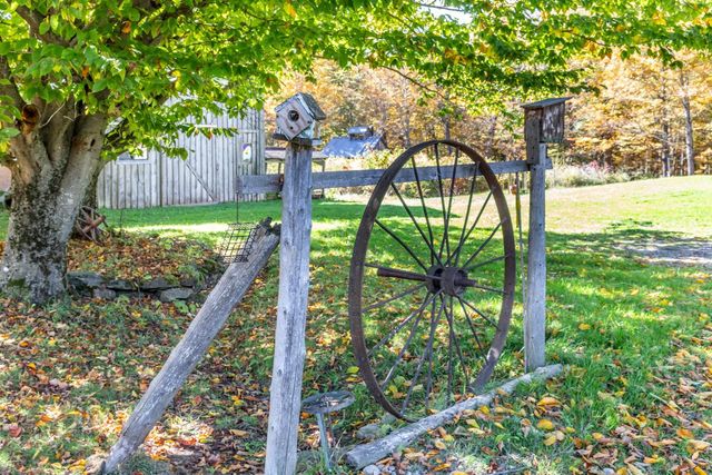 1421 Shaw Mansion Road, Waterbury, VT 05676