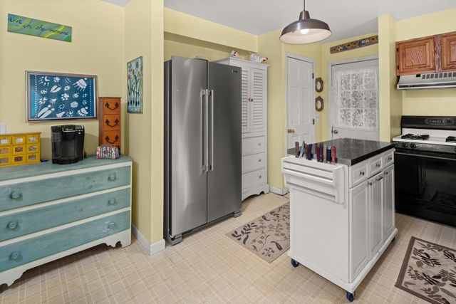 1421 Shaw Mansion Road, Waterbury, VT 05676