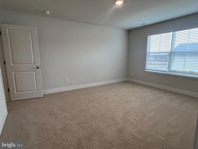 109 CHARING CROSS DR, Stephens City, VA 22655