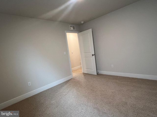 109 CHARING CROSS DR, Stephens City, VA 22655