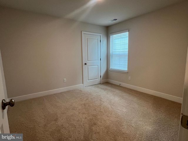 109 CHARING CROSS DR, Stephens City, VA 22655