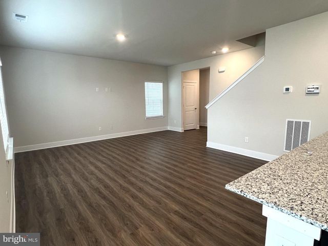 109 CHARING CROSS DR, Stephens City, VA 22655