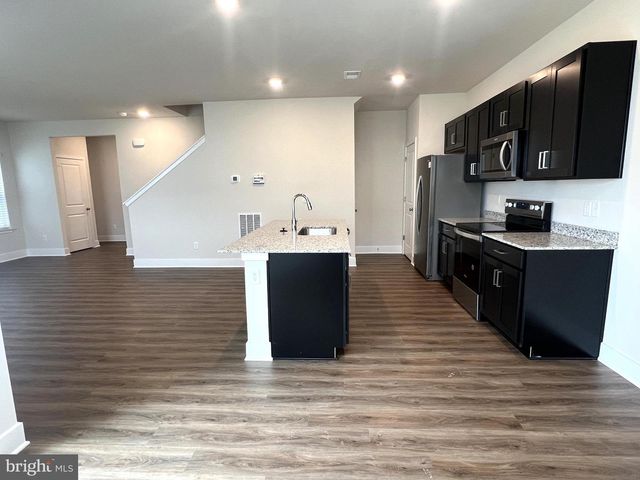 109 CHARING CROSS DR, Stephens City, VA 22655