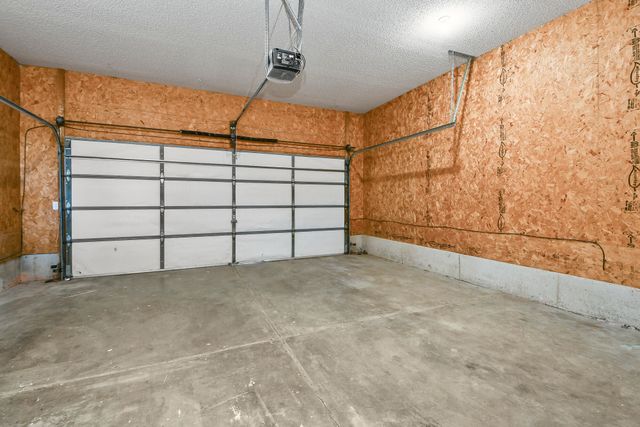 600 S 10th Avenue, Ozark, MO 65721