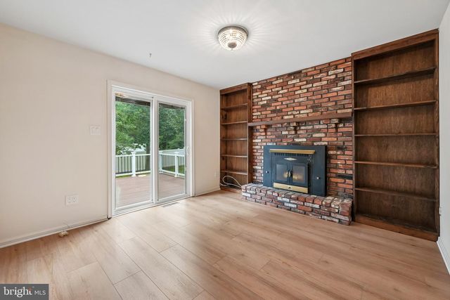 5 TUCKERTON RD, Shamong Twp, NJ 08088