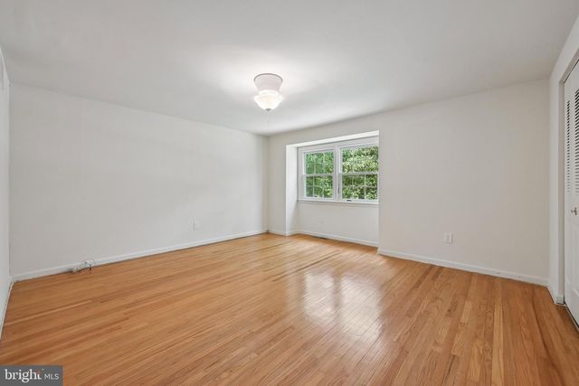 5 TUCKERTON RD, Shamong Twp, NJ 08088