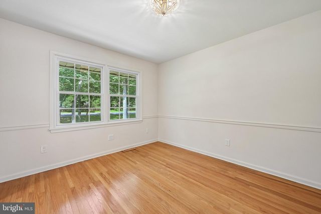 5 TUCKERTON RD, Shamong Twp, NJ 08088