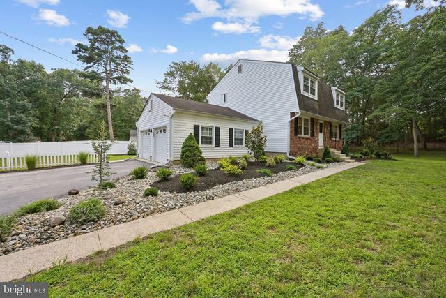 5 TUCKERTON RD, Shamong Twp, NJ 08088