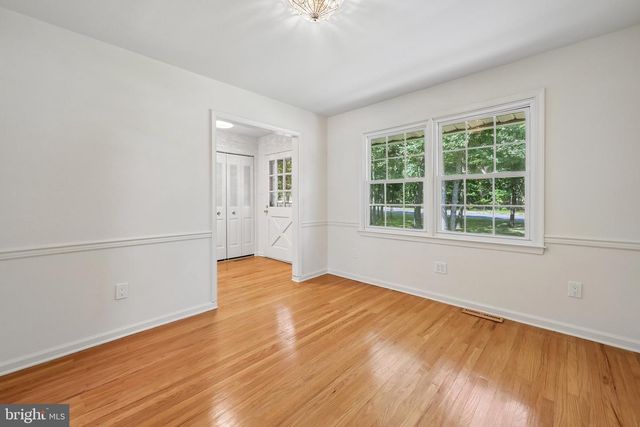 5 TUCKERTON RD, Shamong Twp, NJ 08088