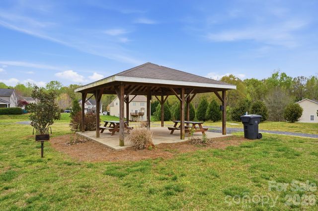 1529 Taryn Lane, Clover, SC 29710