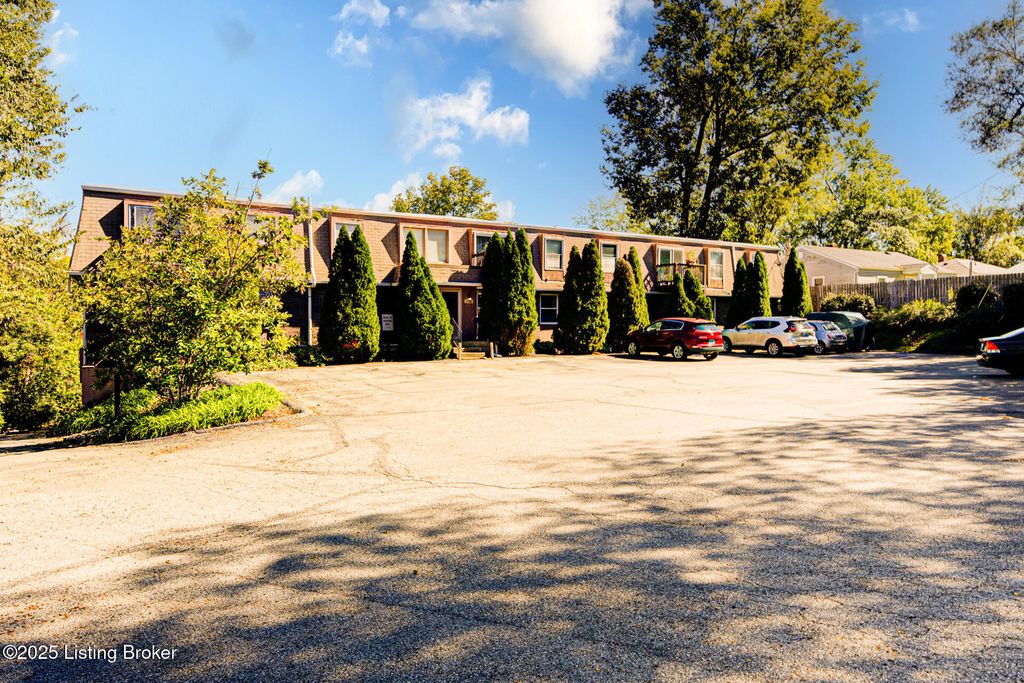 726 Zorn Ave 5, Louisville, KY 40206