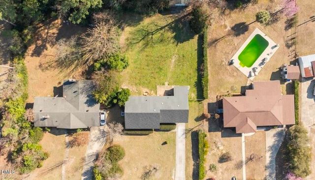 414 York Road, Fayetteville, NC 28303
