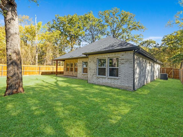 105 Oakwood Drive, Trinidad, TX 75163