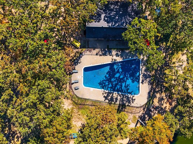 105 Oakwood Drive, Trinidad, TX 75163