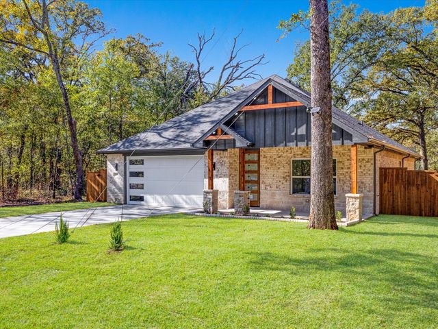 105 Oakwood Drive, Trinidad, TX 75163