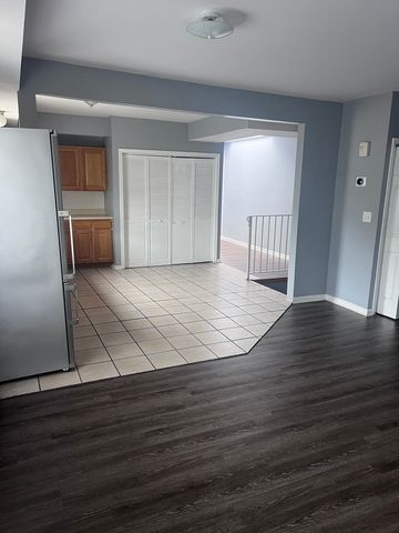 4909 W 14th Street 2-F, Cicero, IL 60804