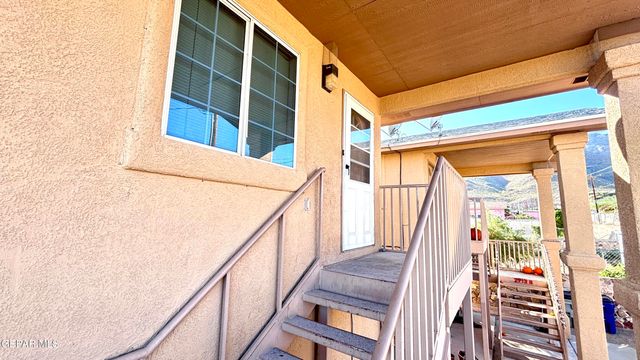 2717 Idalia Avenue B, El Paso, TX 79930