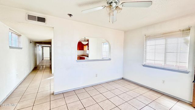 2717 Idalia Avenue B, El Paso, TX 79930