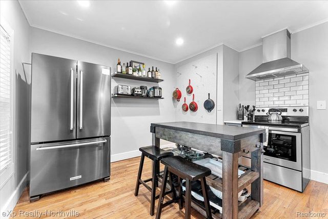 123 N Union Street, Plymouth, MI 48170