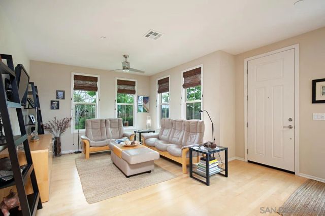 6635 Canopy Ridge 25, San Diego, CA 92121