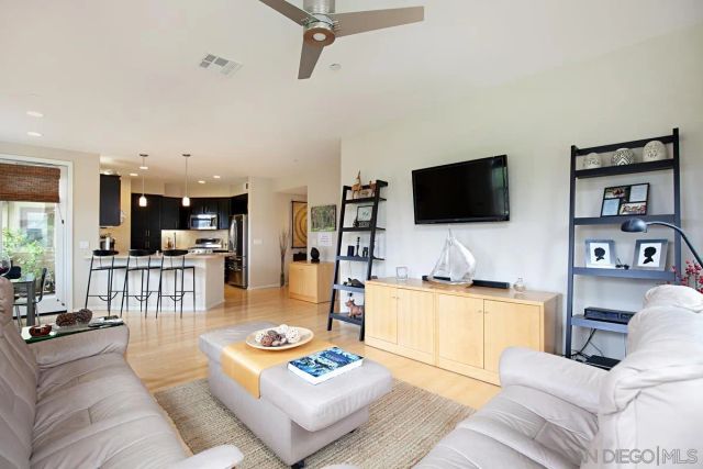 6635 Canopy Ridge 25, San Diego, CA 92121