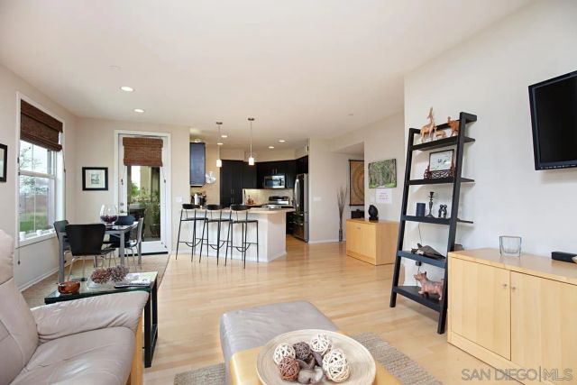6635 Canopy Ridge 25, San Diego, CA 92121