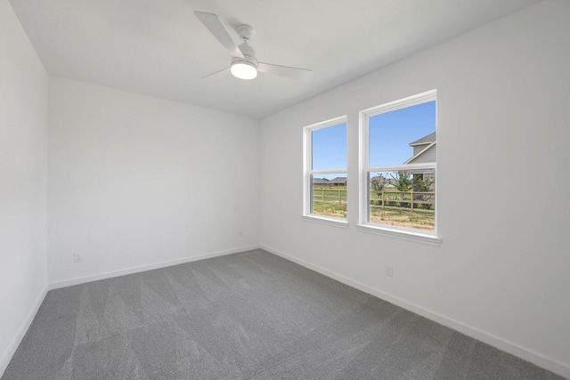 215 Dunovant Drive, Sealy, TX 77474