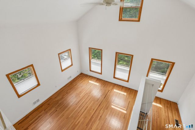 23 Edwards Street 1, New Haven, CT 06511