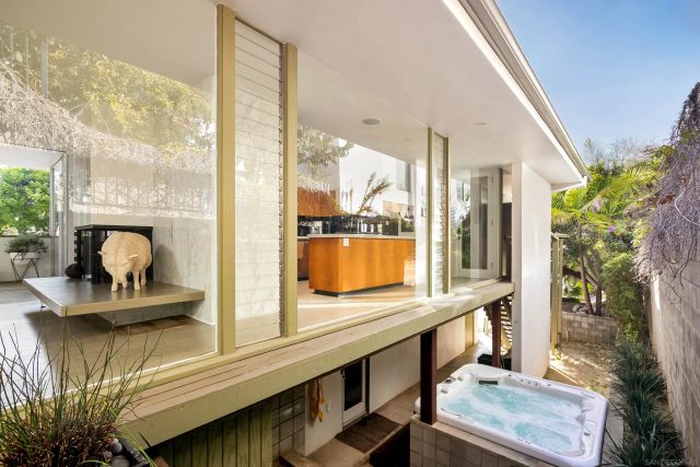 5622 Linda Rosa Ave, La Jolla, CA 92037